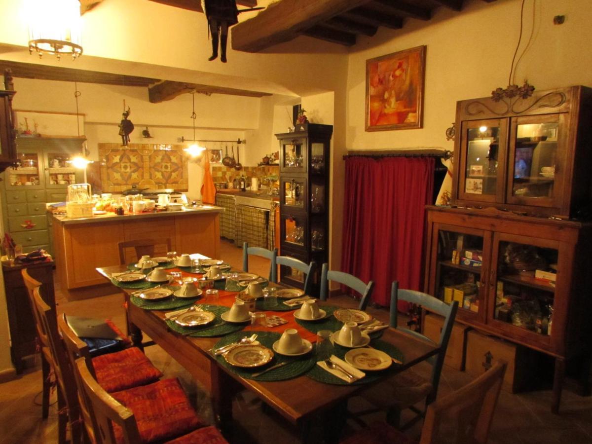 B&B Le Due Volpi Виккьо Экстерьер фото