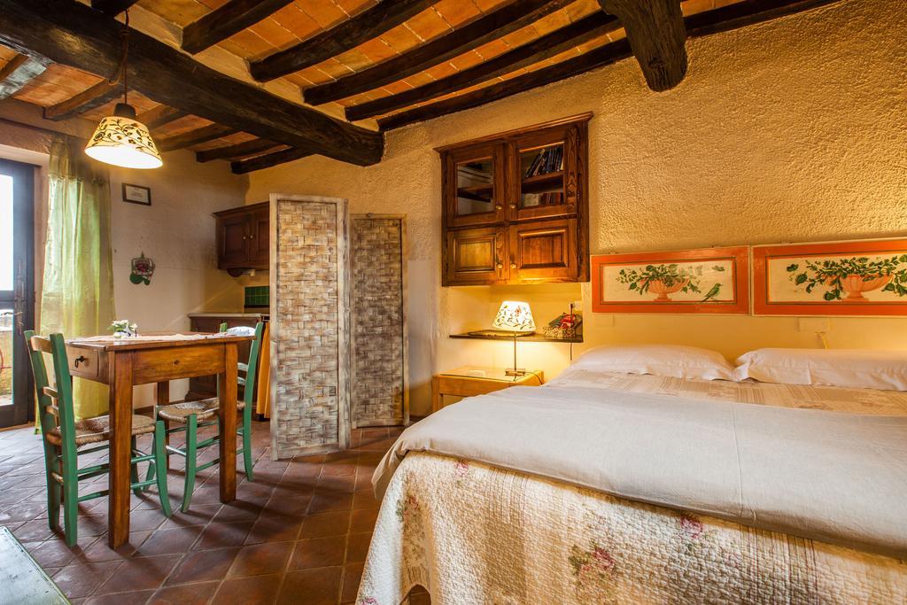B&B Le Due Volpi Виккьо Экстерьер фото
